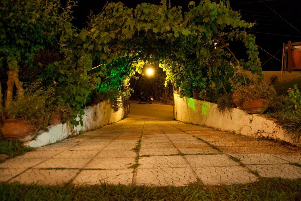 Corfu Country House วิตาลาเดส ภายนอก รูปภาพ